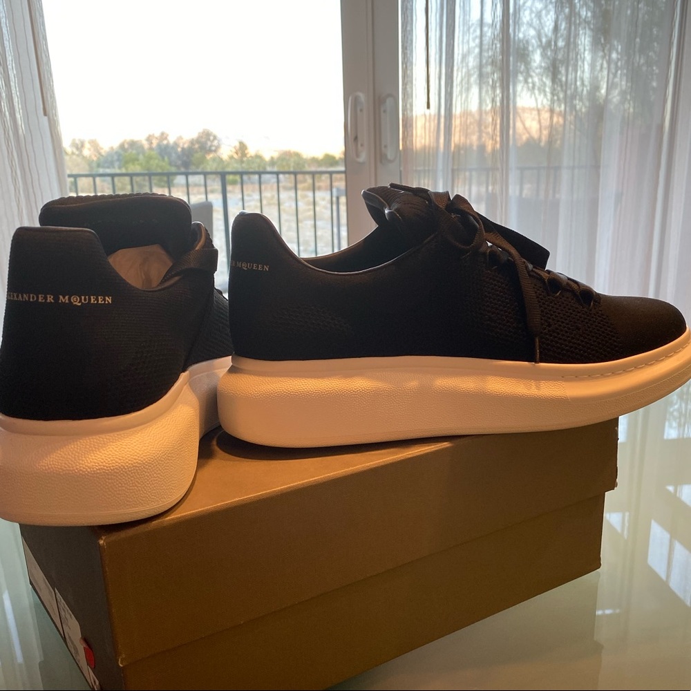 BRAND NEW ALEXANDER MCQUEEN Platform Sneakers